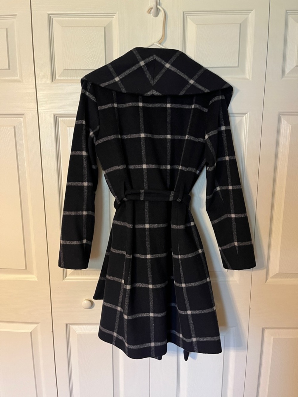 Ann Taylor Black Windowpane Plaid Wrap Trench Coat with Belt navy and white M - Picture 4 of 8